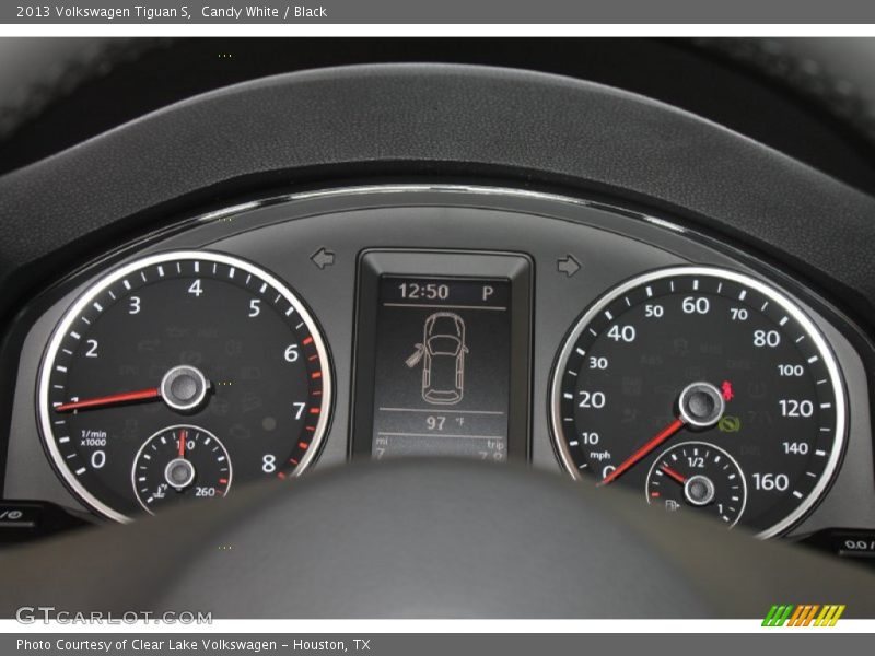 Candy White / Black 2013 Volkswagen Tiguan S