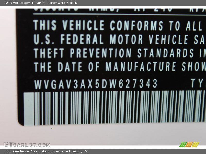 Candy White / Black 2013 Volkswagen Tiguan S
