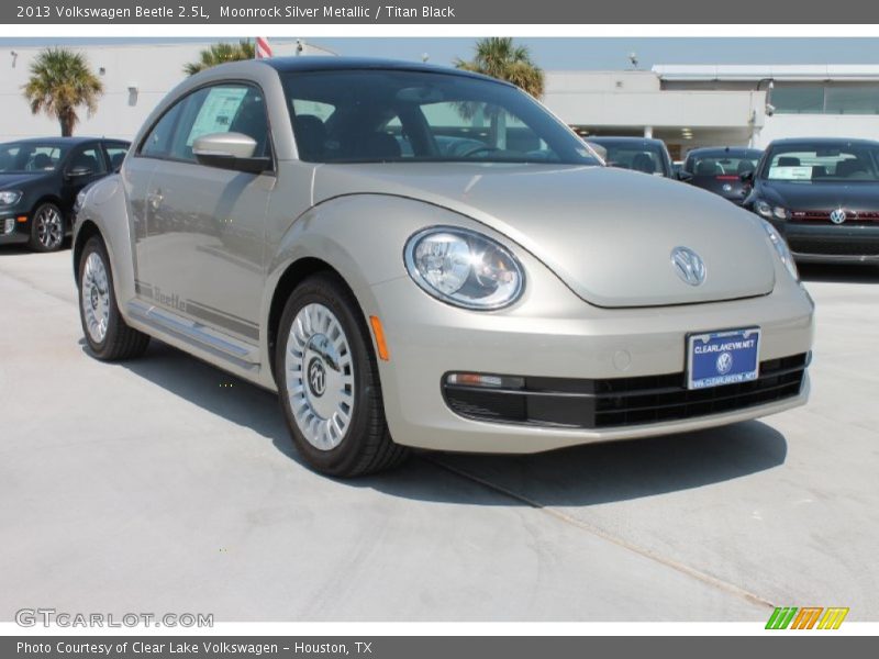 Moonrock Silver Metallic / Titan Black 2013 Volkswagen Beetle 2.5L