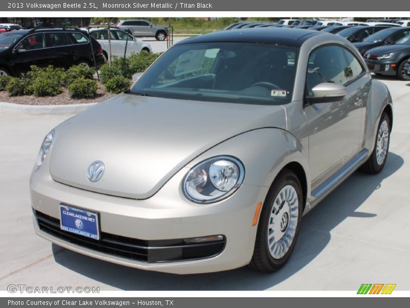 Moonrock Silver Metallic / Titan Black 2013 Volkswagen Beetle 2.5L