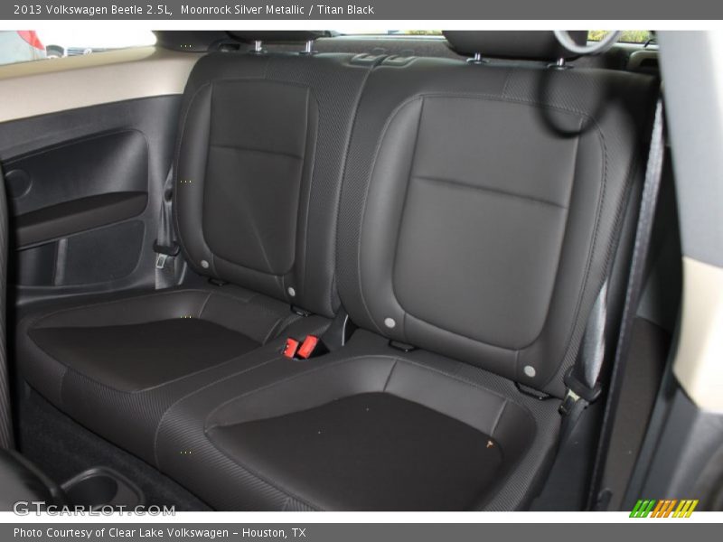 Moonrock Silver Metallic / Titan Black 2013 Volkswagen Beetle 2.5L