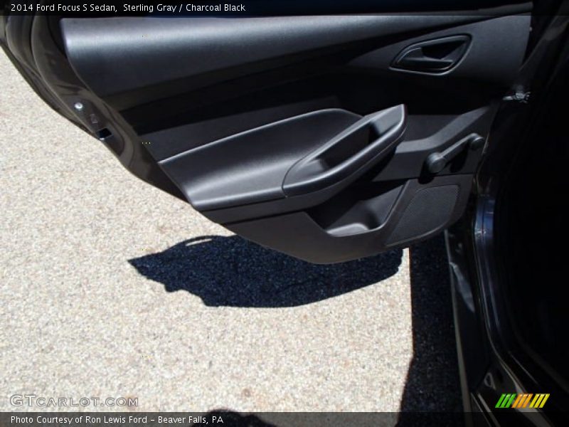 Sterling Gray / Charcoal Black 2014 Ford Focus S Sedan