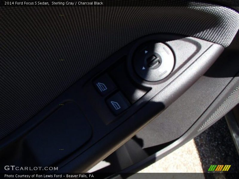Sterling Gray / Charcoal Black 2014 Ford Focus S Sedan