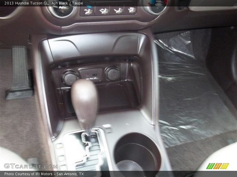 Ash Black / Taupe 2013 Hyundai Tucson GL