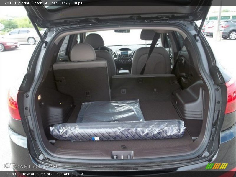 Ash Black / Taupe 2013 Hyundai Tucson GL