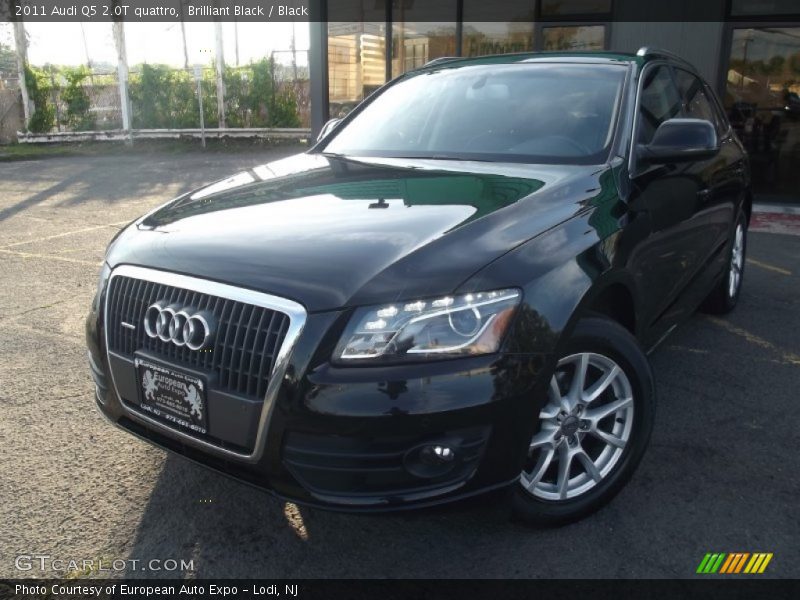 Brilliant Black / Black 2011 Audi Q5 2.0T quattro