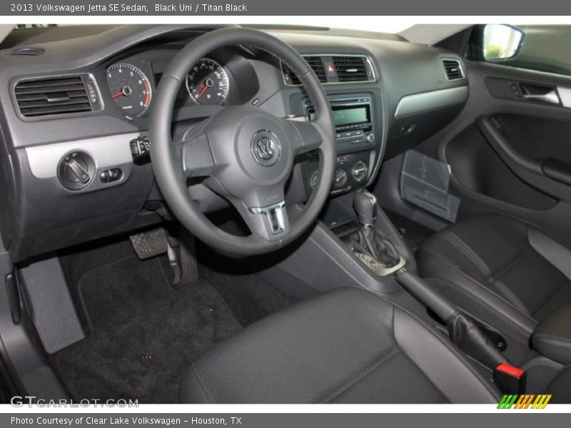 Black Uni / Titan Black 2013 Volkswagen Jetta SE Sedan