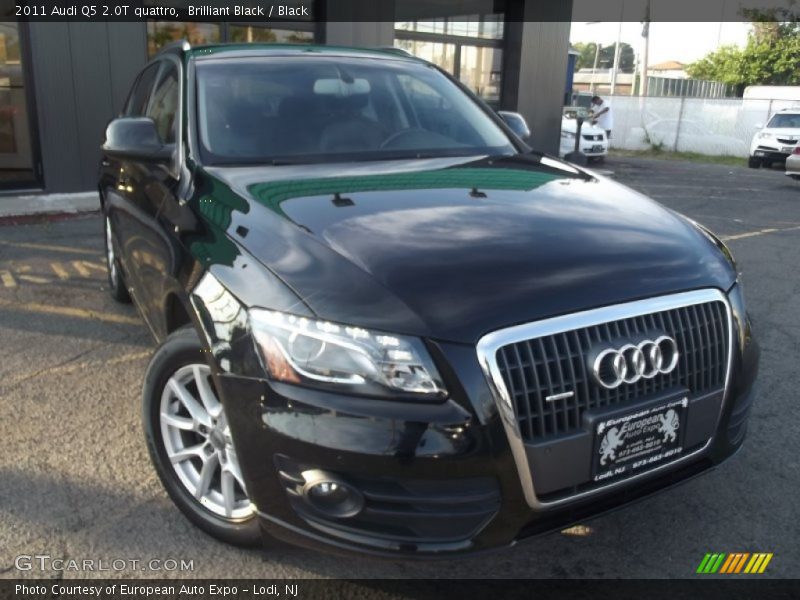 Brilliant Black / Black 2011 Audi Q5 2.0T quattro