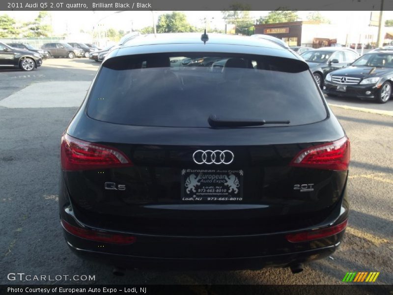 Brilliant Black / Black 2011 Audi Q5 2.0T quattro