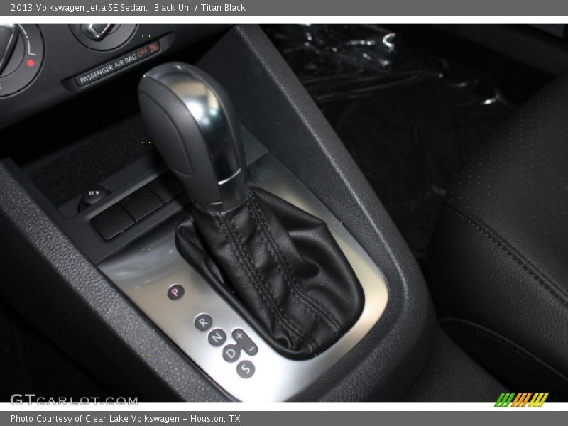 Black Uni / Titan Black 2013 Volkswagen Jetta SE Sedan