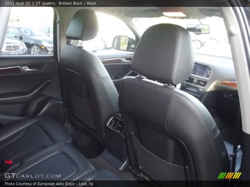 Brilliant Black / Black 2011 Audi Q5 2.0T quattro
