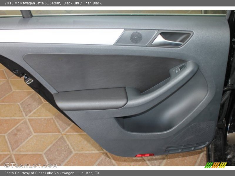 Black Uni / Titan Black 2013 Volkswagen Jetta SE Sedan