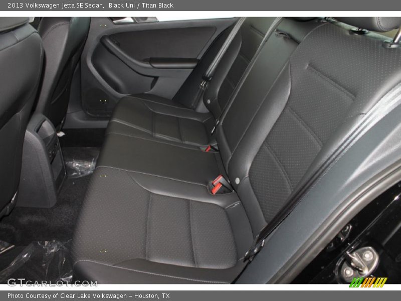 Black Uni / Titan Black 2013 Volkswagen Jetta SE Sedan