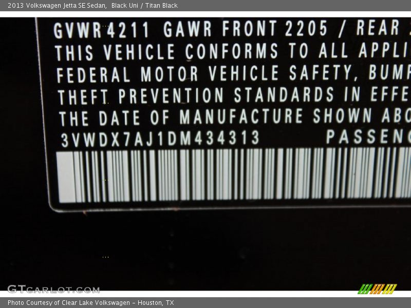 Black Uni / Titan Black 2013 Volkswagen Jetta SE Sedan