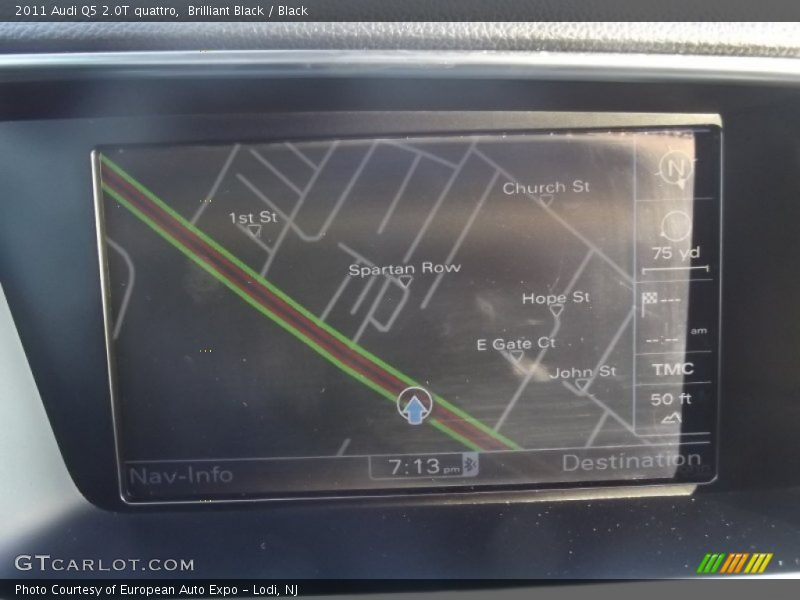 Brilliant Black / Black 2011 Audi Q5 2.0T quattro