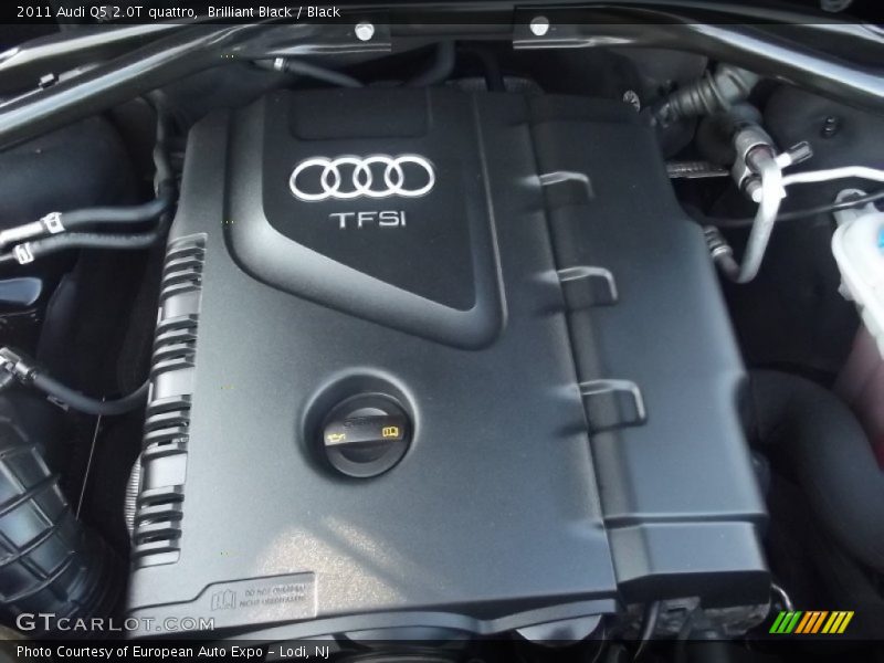 Brilliant Black / Black 2011 Audi Q5 2.0T quattro