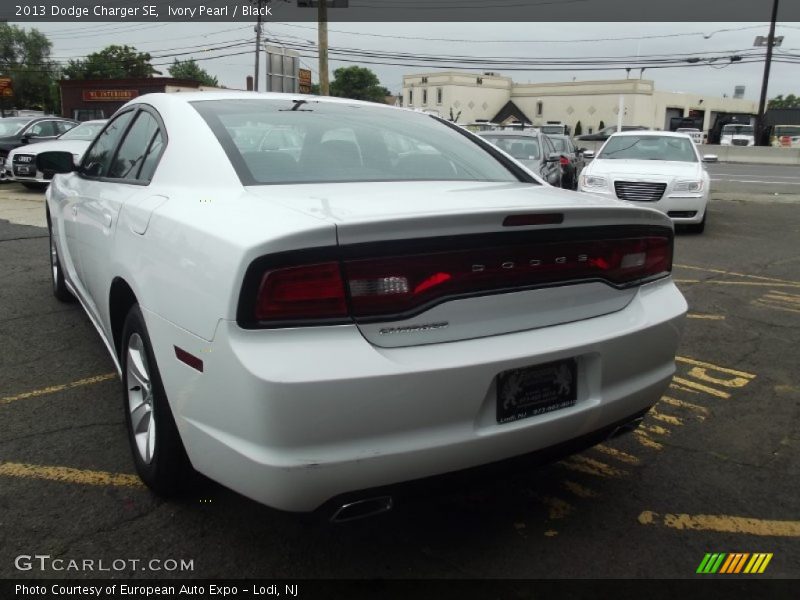 Ivory Pearl / Black 2013 Dodge Charger SE