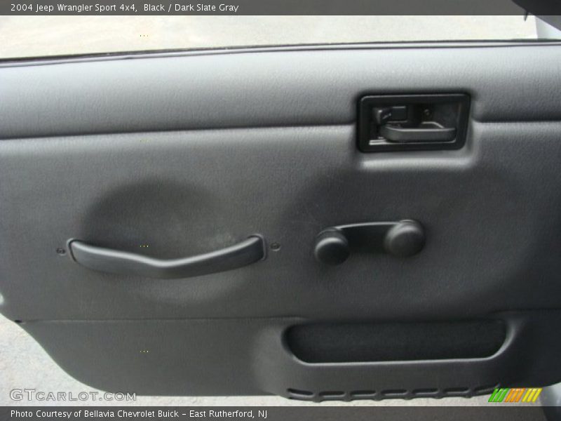Black / Dark Slate Gray 2004 Jeep Wrangler Sport 4x4
