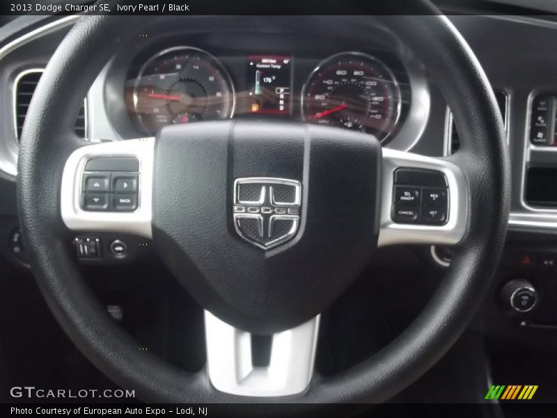 Ivory Pearl / Black 2013 Dodge Charger SE