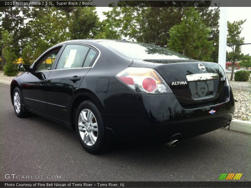 Super Black / Blond 2011 Nissan Altima 2.5 SL