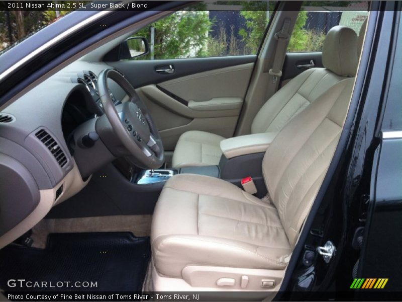 Super Black / Blond 2011 Nissan Altima 2.5 SL
