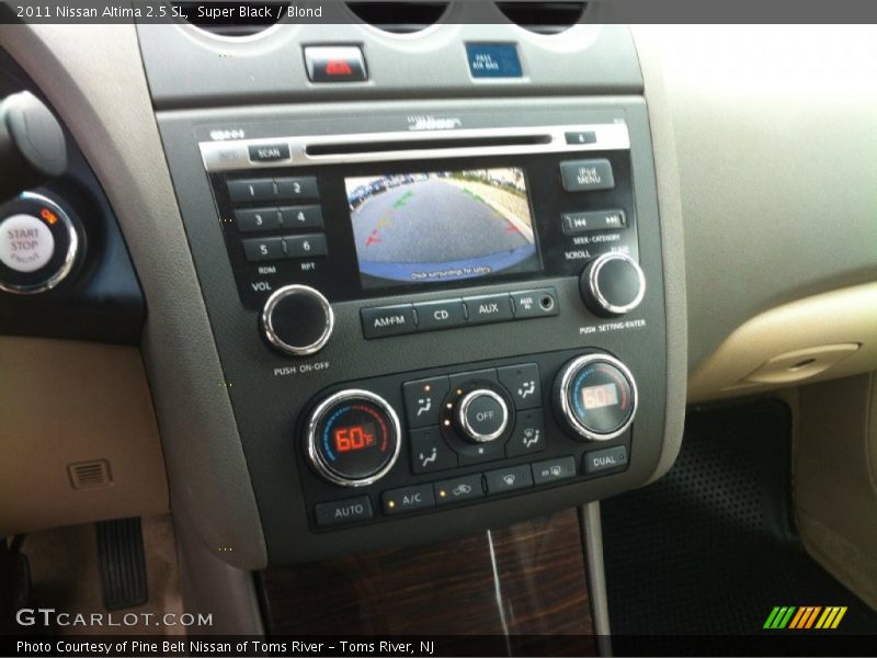 Super Black / Blond 2011 Nissan Altima 2.5 SL