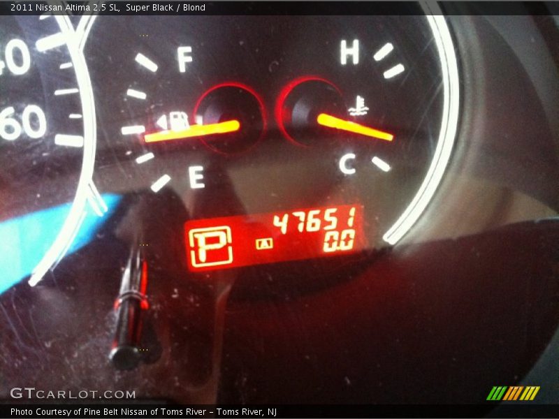 Super Black / Blond 2011 Nissan Altima 2.5 SL