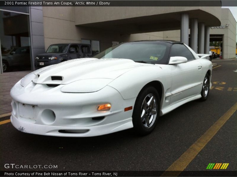 Front 3/4 View of 2001 Firebird Trans Am Coupe