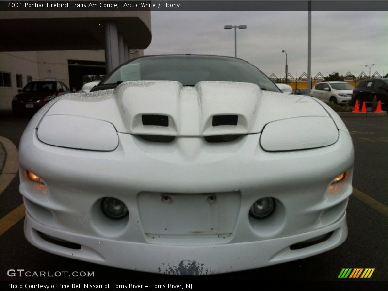 Arctic White / Ebony 2001 Pontiac Firebird Trans Am Coupe