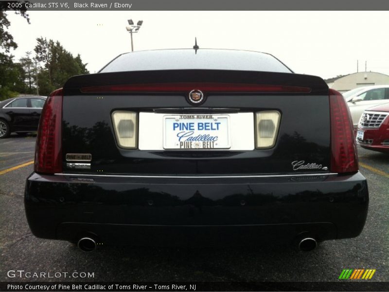 Black Raven / Ebony 2005 Cadillac STS V6