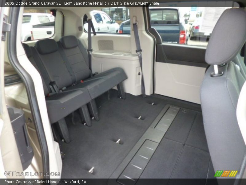 Light Sandstone Metallic / Dark Slate Gray/Light Shale 2009 Dodge Grand Caravan SE
