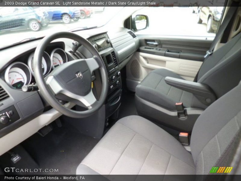 Light Sandstone Metallic / Dark Slate Gray/Light Shale 2009 Dodge Grand Caravan SE