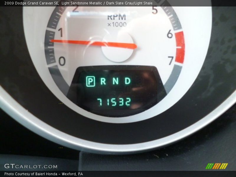 Light Sandstone Metallic / Dark Slate Gray/Light Shale 2009 Dodge Grand Caravan SE