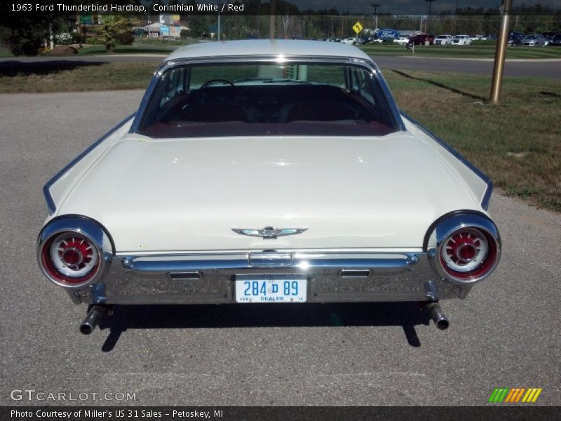 Corinthian White / Red 1963 Ford Thunderbird Hardtop