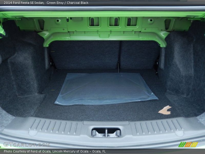  2014 Fiesta SE Sedan Trunk