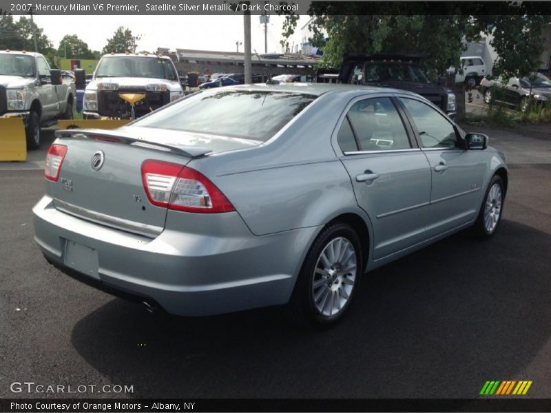 Satellite Silver Metallic / Dark Charcoal 2007 Mercury Milan V6 Premier