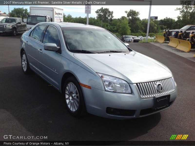 Satellite Silver Metallic / Dark Charcoal 2007 Mercury Milan V6 Premier