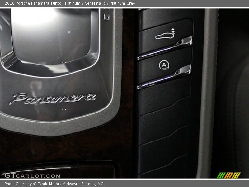 Platinum Silver Metallic / Platinum Grey 2010 Porsche Panamera Turbo