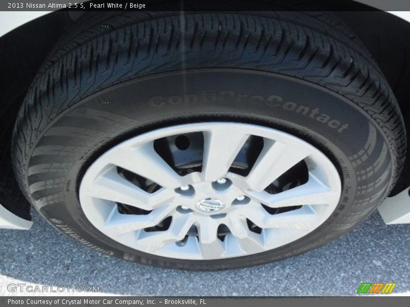 Pearl White / Beige 2013 Nissan Altima 2.5 S