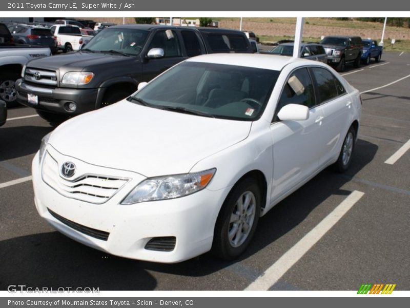 Super White / Ash 2011 Toyota Camry LE