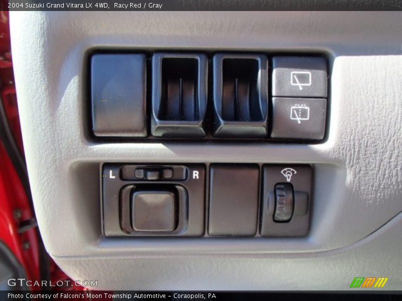 Racy Red / Gray 2004 Suzuki Grand Vitara LX 4WD