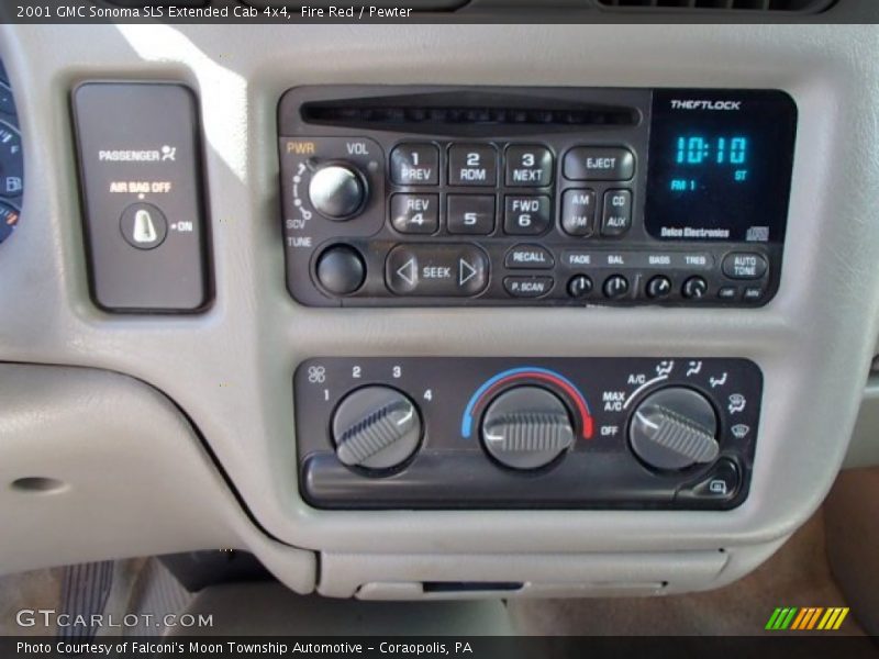 Controls of 2001 Sonoma SLS Extended Cab 4x4