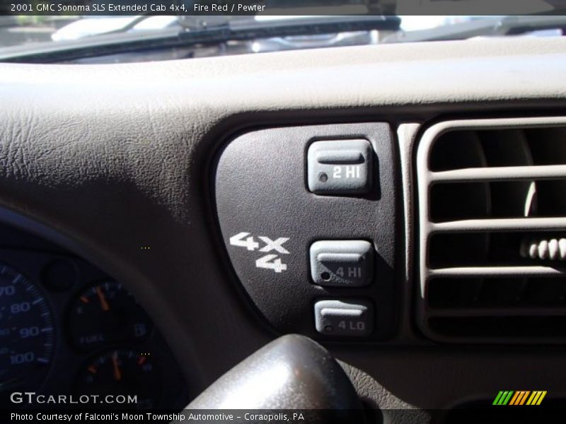 Controls of 2001 Sonoma SLS Extended Cab 4x4