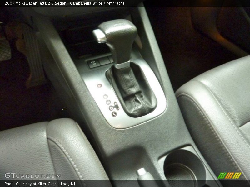 Campanella White / Anthracite 2007 Volkswagen Jetta 2.5 Sedan