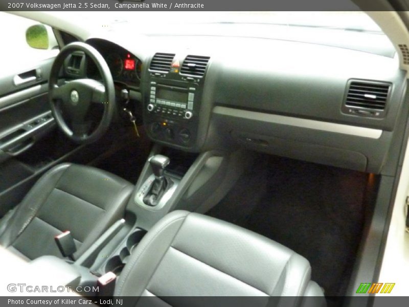 Campanella White / Anthracite 2007 Volkswagen Jetta 2.5 Sedan