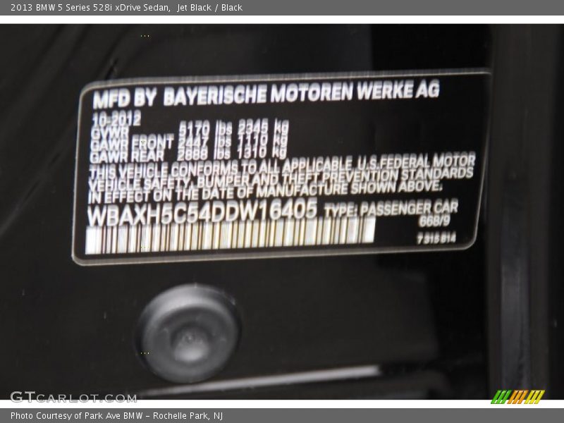 Jet Black / Black 2013 BMW 5 Series 528i xDrive Sedan