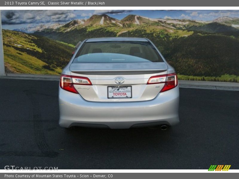 Classic Silver Metallic / Black/Ash 2013 Toyota Camry SE