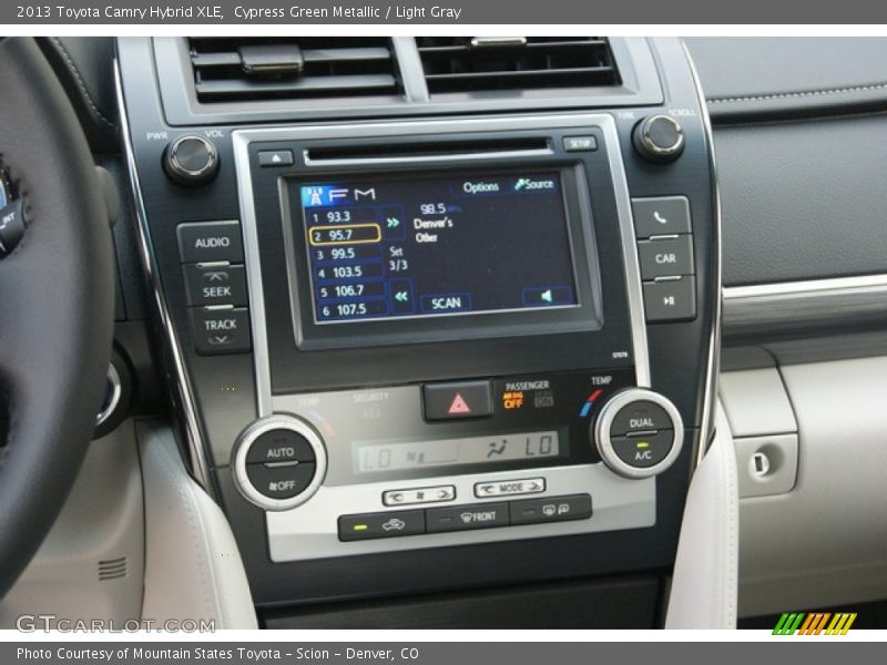 Cypress Green Metallic / Light Gray 2013 Toyota Camry Hybrid XLE