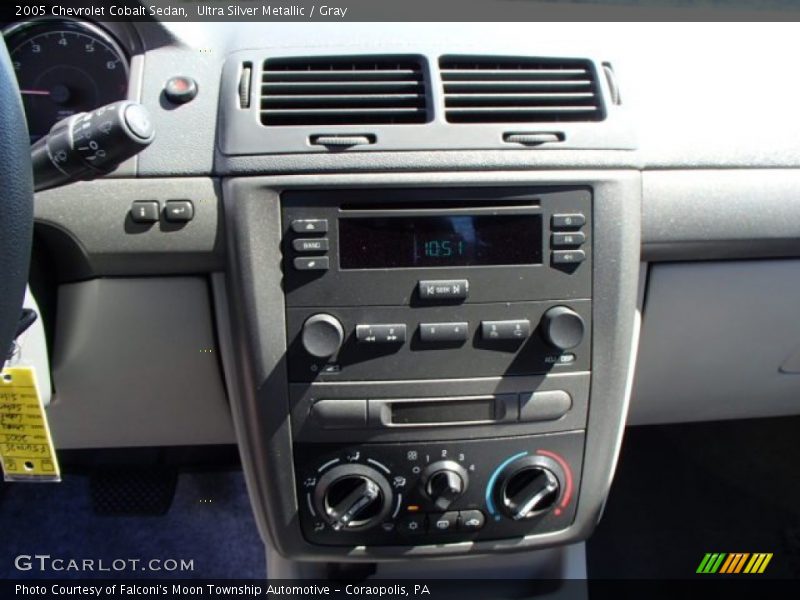 Ultra Silver Metallic / Gray 2005 Chevrolet Cobalt Sedan