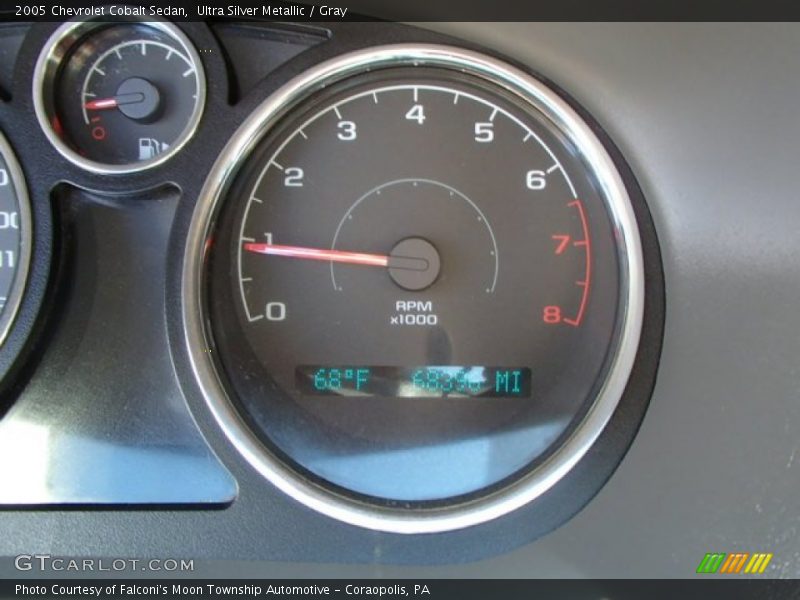 Ultra Silver Metallic / Gray 2005 Chevrolet Cobalt Sedan